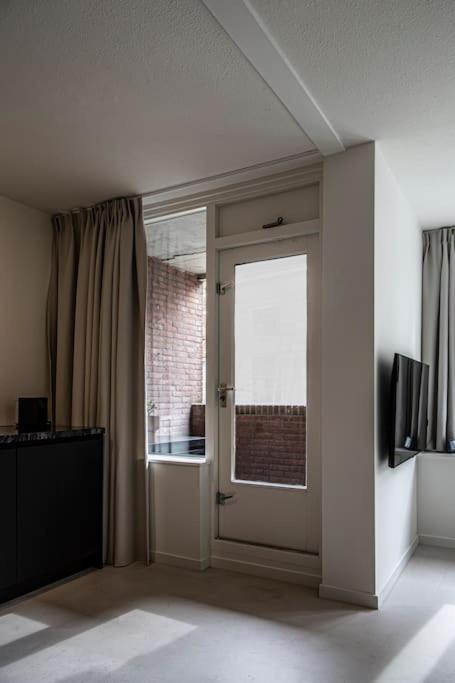 Apartamento Cloud Nine - Romantic & Design App In City Center! Dordrecht Exterior foto