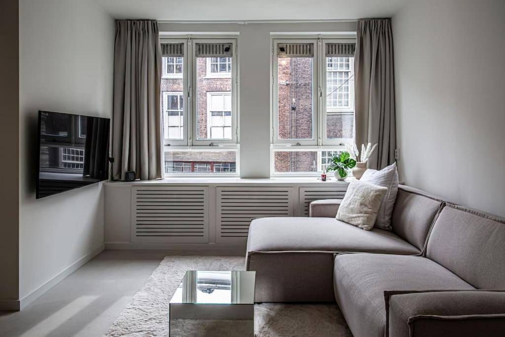 Apartamento Cloud Nine - Romantic & Design App In City Center! Dordrecht Exterior foto